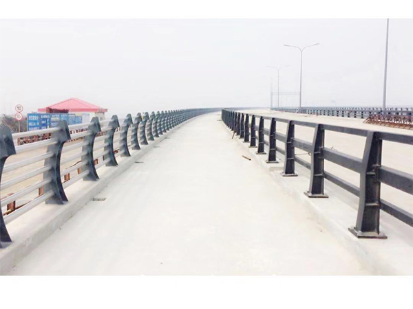 @道路、橋梁護(hù)欄合作案例 (8) 副本2 - 副本.jpg